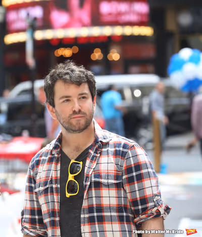 Alex Brightman Photo