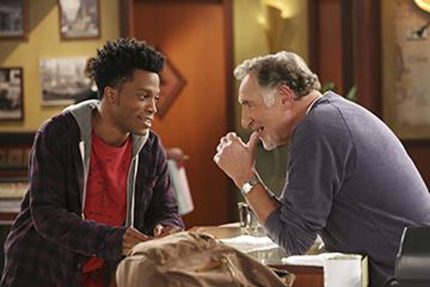 Comedy Series Based on Tracy Letts' SUPERIOR DONUTS Coming to CBS Mid-Season  Image