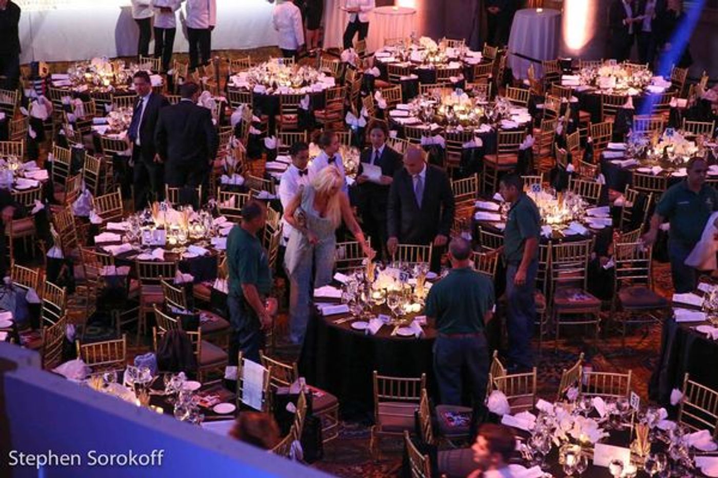 Photo Coverage: Leonardo DiCaprio, Robert De Niro and More Fete Martin Scorsese at Friars Club  Image