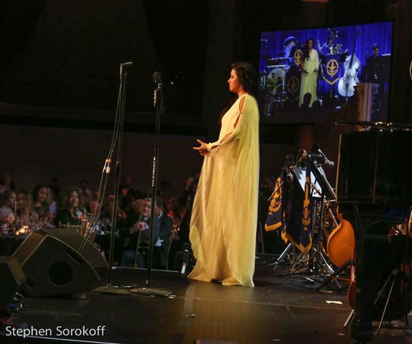 Photo Coverage: Leonardo DiCaprio, Robert De Niro and More Fete Martin Scorsese at Friars Club  Image