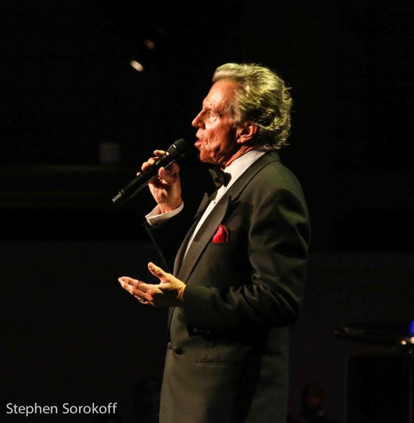 Photo Coverage: Leonardo DiCaprio, Robert De Niro and More Fete Martin Scorsese at Friars Club  Image