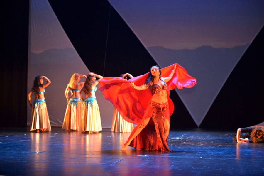 Photo Coverage: Evolution Dance Theatre's World Premiere of FOLLOW YOUR HEART Image