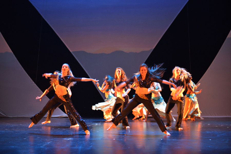 Photo Coverage: Evolution Dance Theatre's World Premiere of FOLLOW YOUR HEART Image