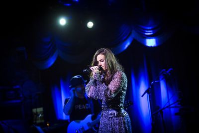 Idina Menzel Photo