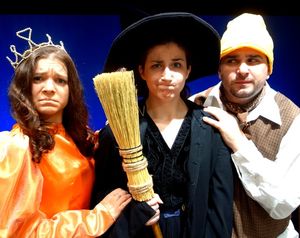 Melanie Acampora, Emily Gates and Steven Uihlein Photo