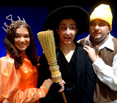 Melanie Acampora, Emily Gates and Steven Uihlein Photo