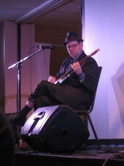 Ronnie Earl  Photo