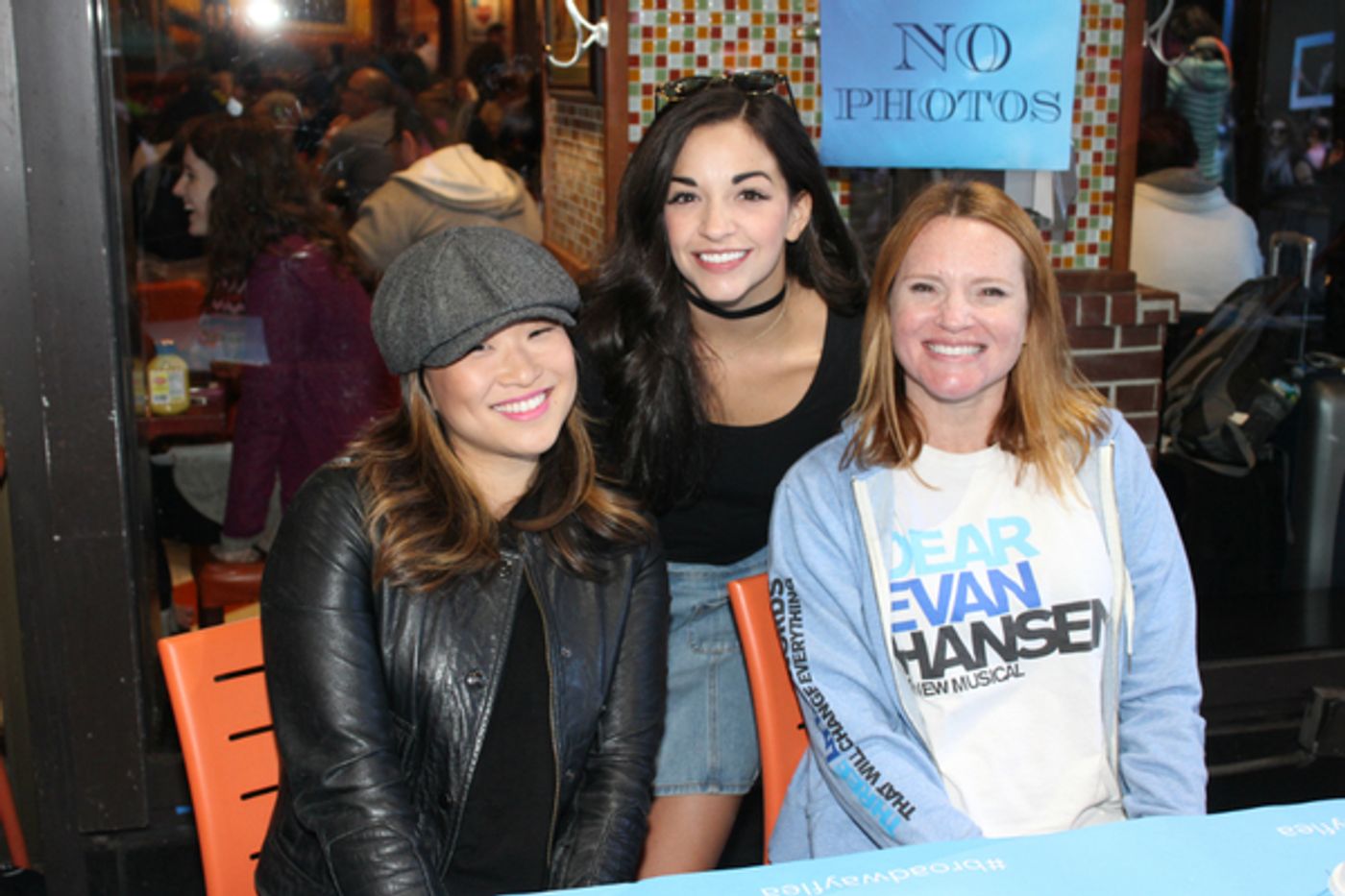 Photo Coverage: BC/EFA Flea Market 2016 Celebrity Autograph Table Image
