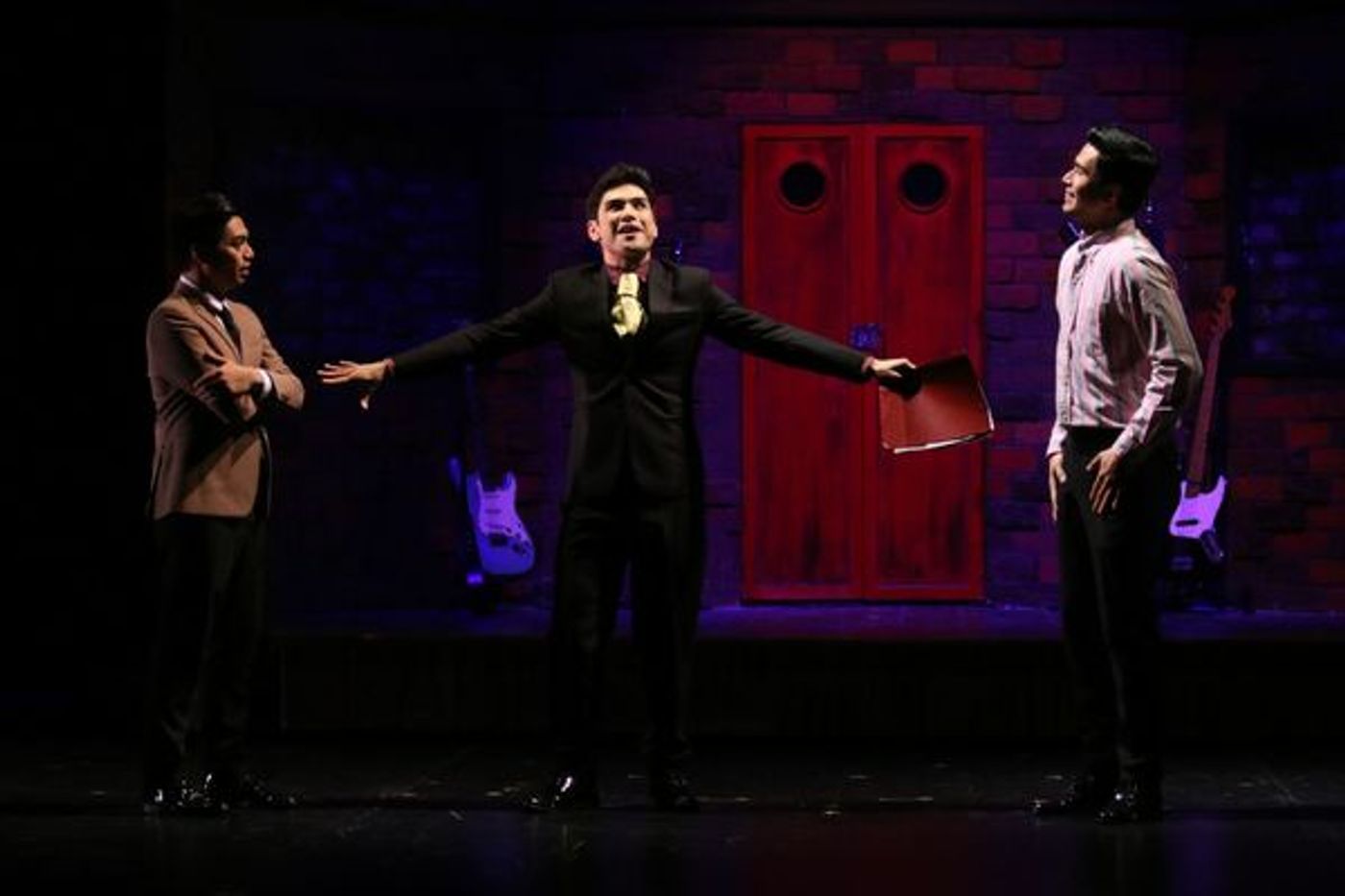Photo Flash: First Look at JERSEY BOYS in Manila; Show Runs Thru Oct. 16  Image