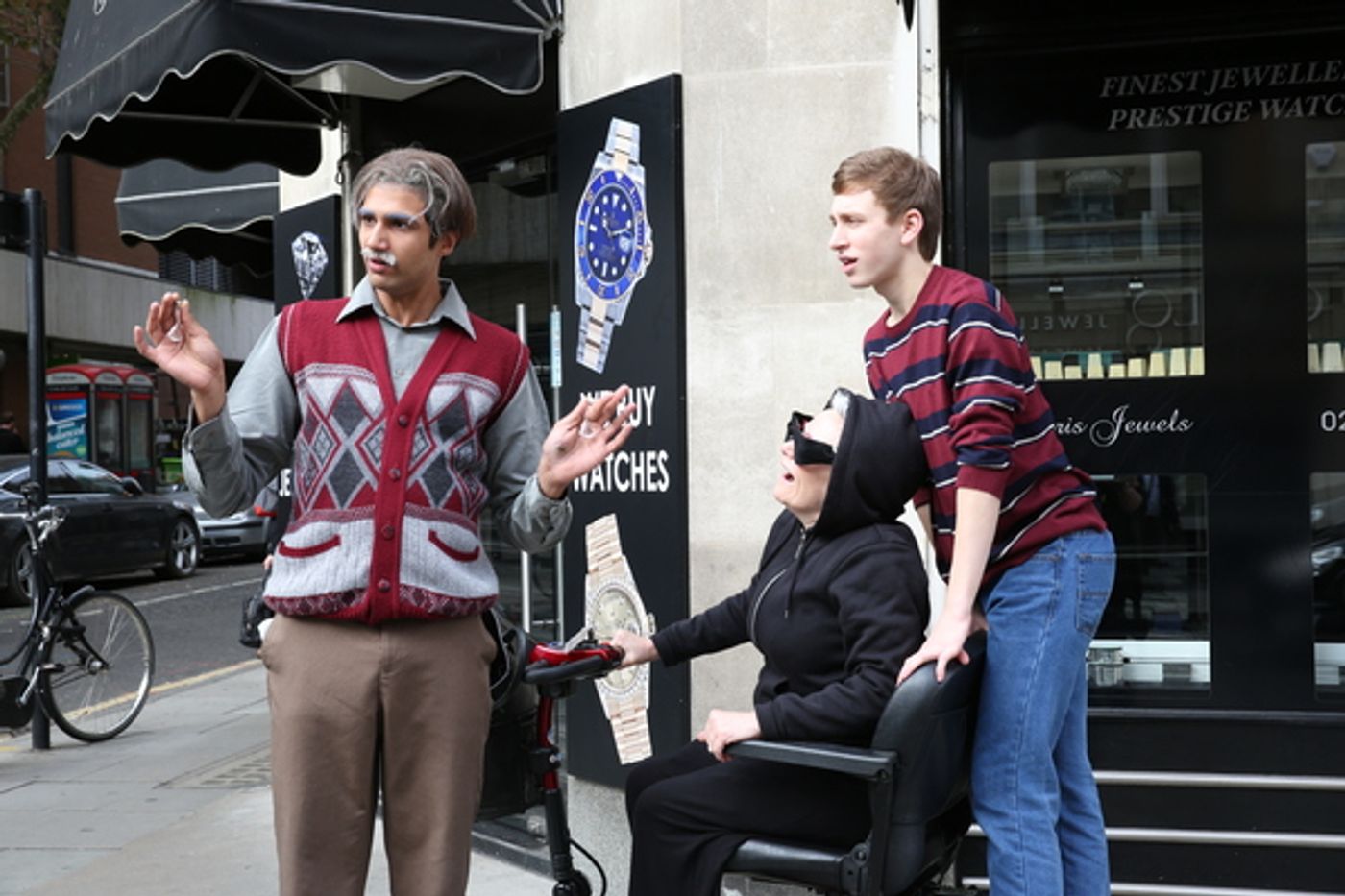 Photo Flash: David Walliams Launches West End GANGSTA GRANNY at Hatton Garden's Bedazzl Diamonds Photo Flash: David Walliams Launches West End GANGSTA GRANNY at Hatton Garden's Bedazzl Diamonds Image