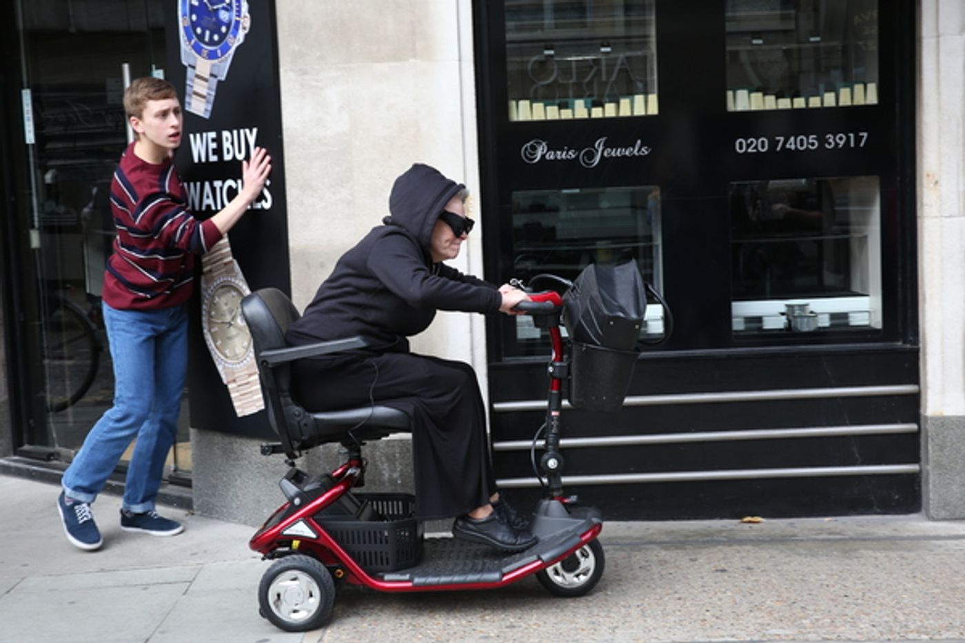 Photo Flash: David Walliams Launches West End GANGSTA GRANNY at Hatton Garden's Bedazzl Diamonds Photo Flash: David Walliams Launches West End GANGSTA GRANNY at Hatton Garden's Bedazzl Diamonds Image