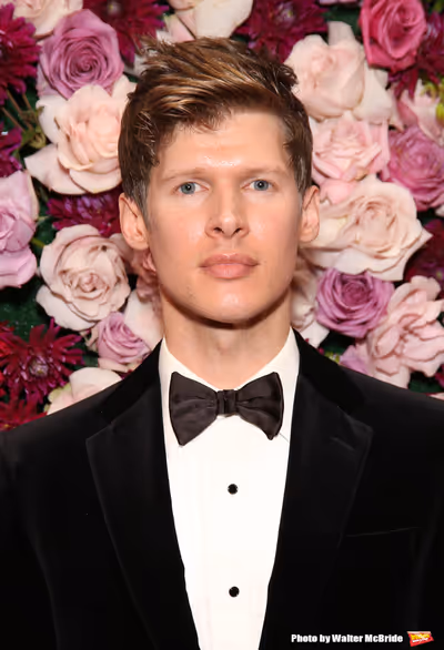 Lucas Steele  Photo