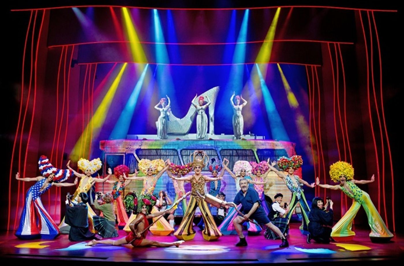 Hit Musical PRISCILLA QUEEN OF THE DESERT Makes its South African Debut with Local Cast Image