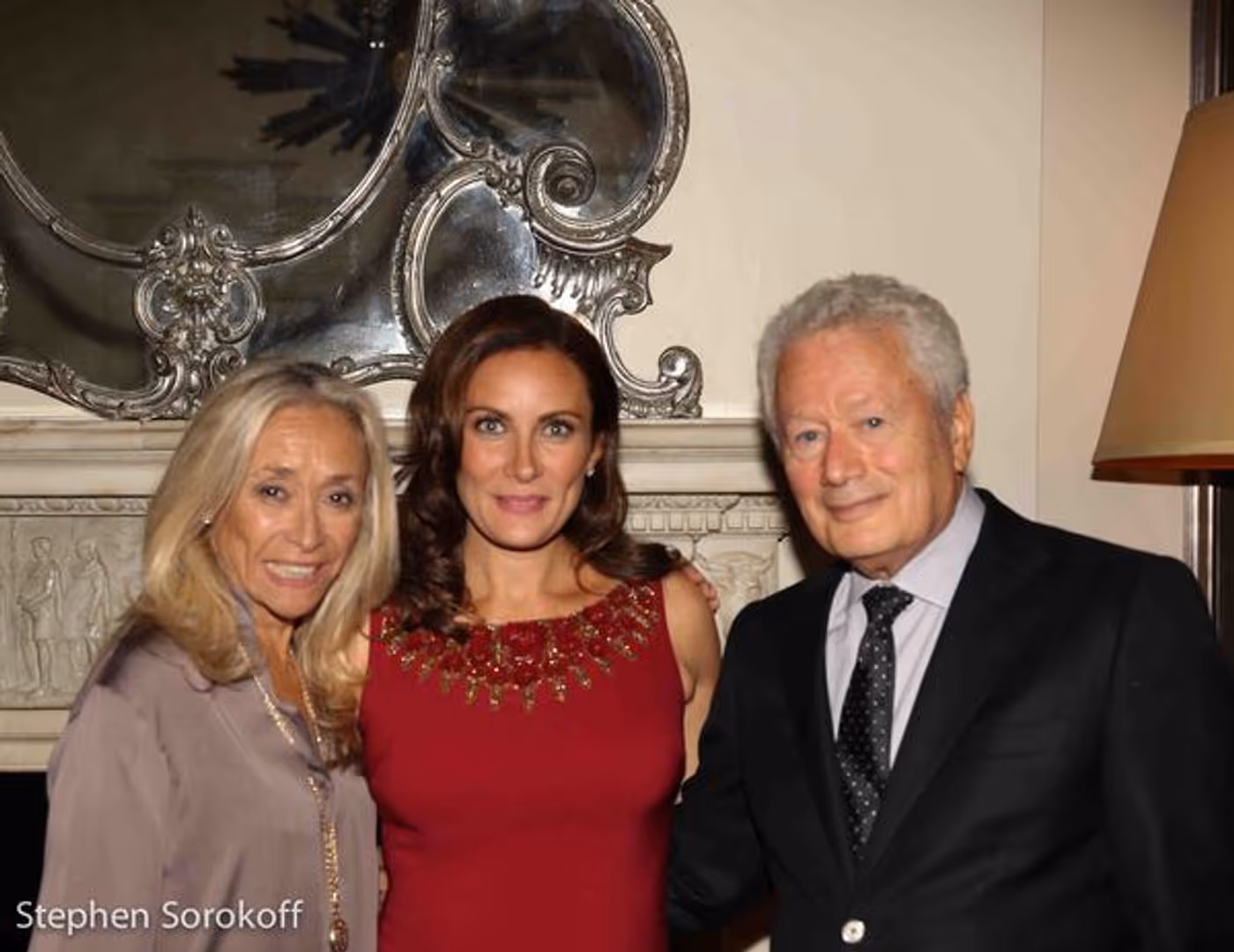 Photo Coverage: Laura Benanti Makes Cafe Carlyle Debut with TALES FROM SOPRANO ISLE Image