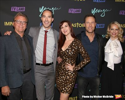  David Rasche, Mike Kosinski, Sara Rue, Michael Rosenbaum and Mircea Monroe Photo