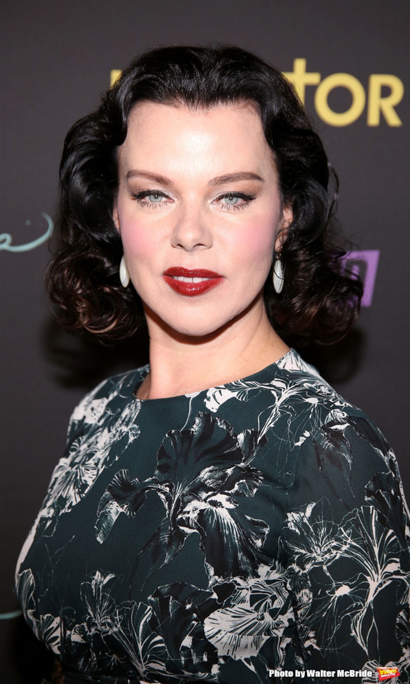 Photo Coverage: Sutton Foster & More Celebrate YOUNGER Season 3 Premiere Image