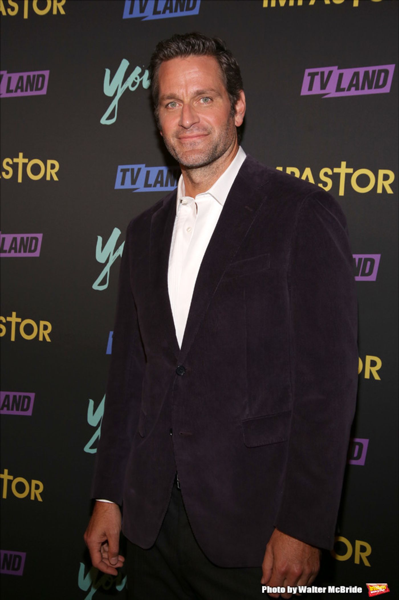 Photo Coverage: Sutton Foster & More Celebrate YOUNGER Season 3 Premiere Image