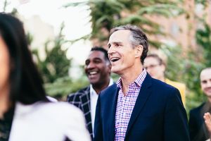 Howard McGillin Photo