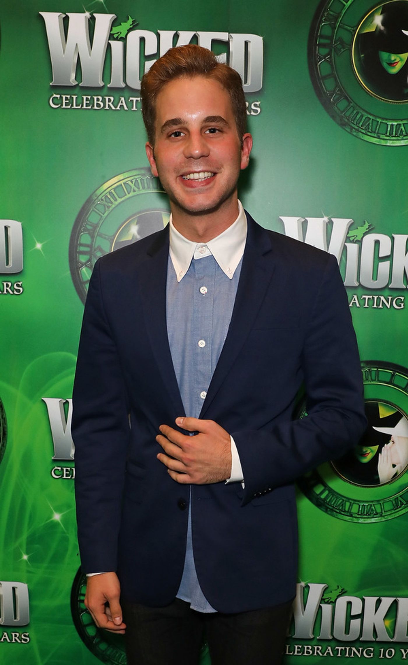 Photo Flash: Stephen Schwartz and London Cast at WICKED 10th Anniversary Party  Image