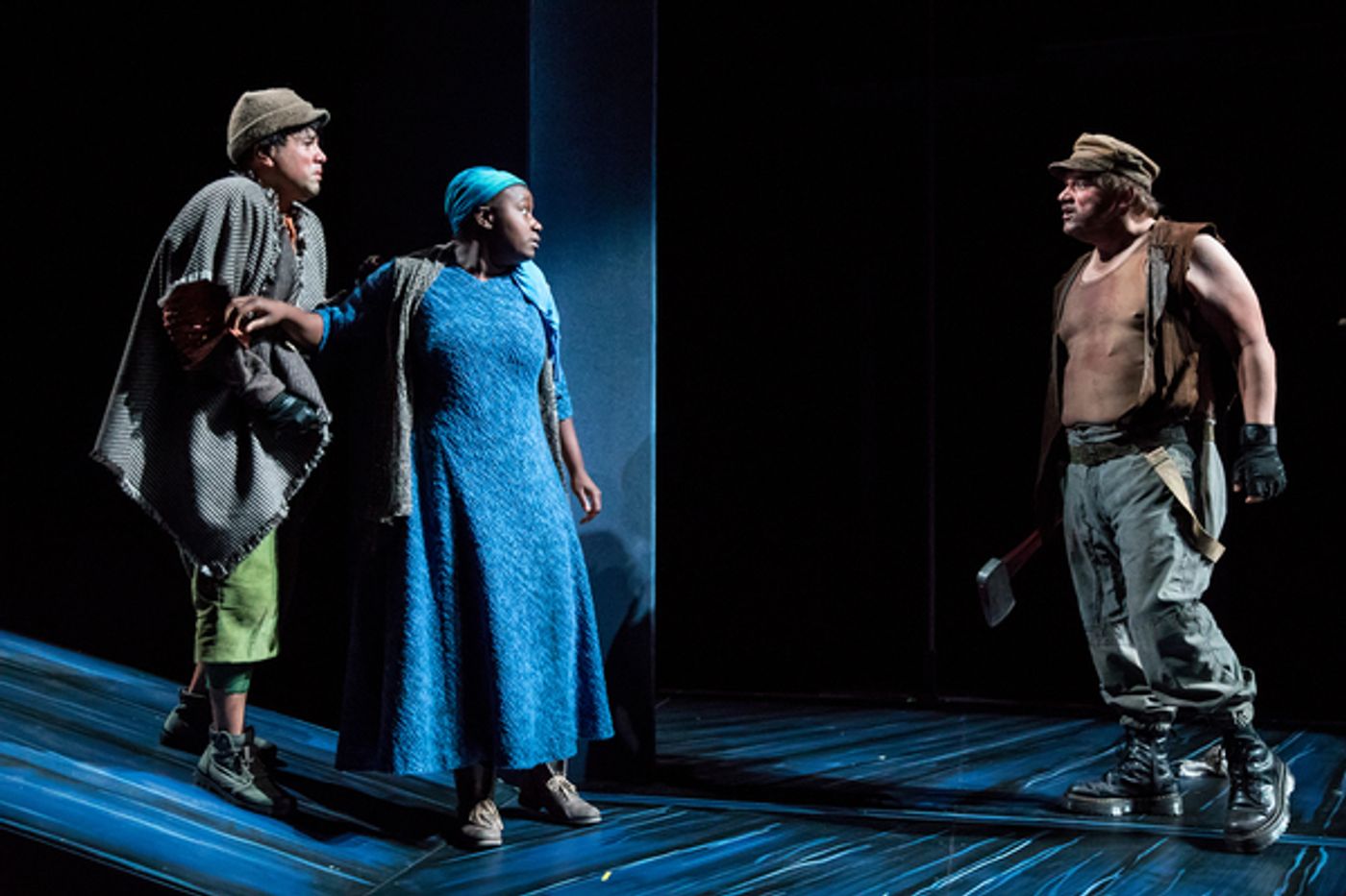 Photo Flash: World Premiere of THE LAST FIREFLY Thunders Onstage at Children's Theatre Company Image