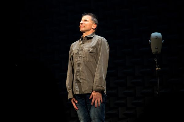 Simon McBurney Photo