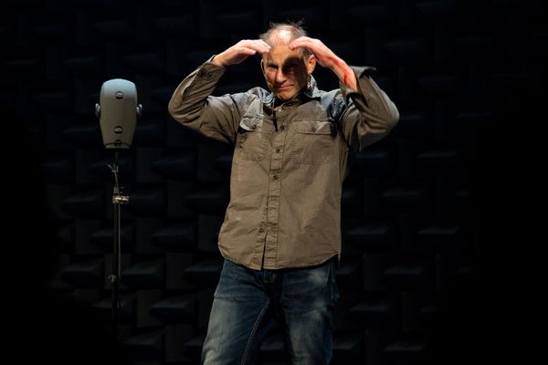 Simon McBurney Photo