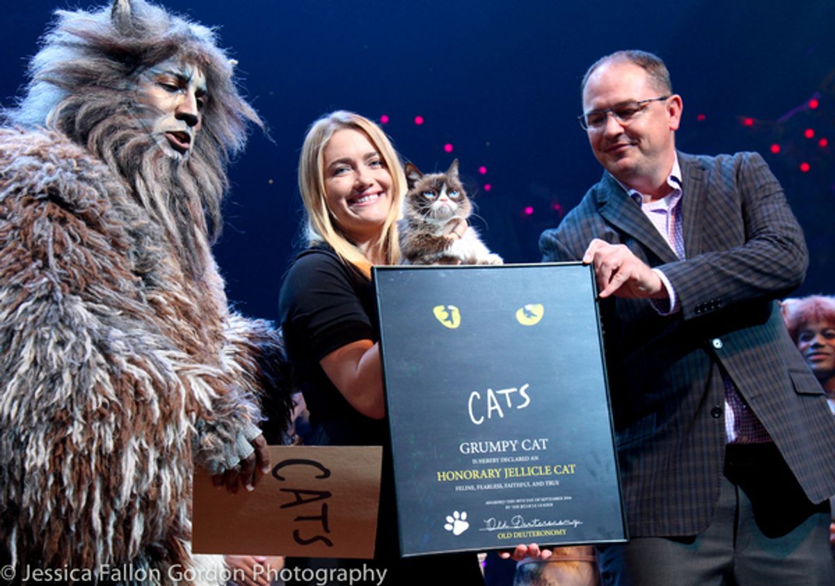 Quentin Earl Darrington, Tabatha Bundesen and Grumpy Cat at 