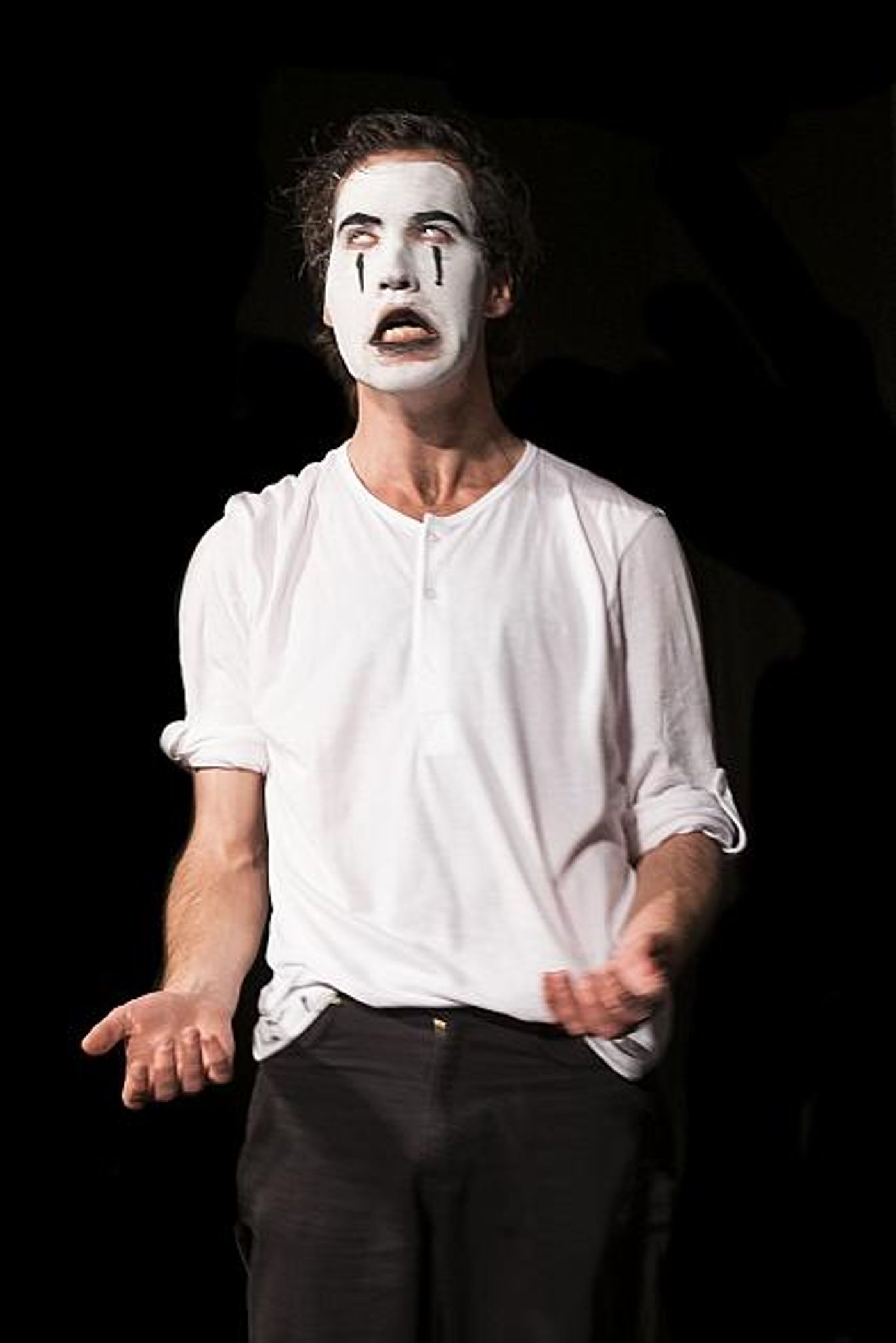 Review: A Play About Failure, DEATH OF A CLOWN Has the Makings of a Successful Web Series  Image