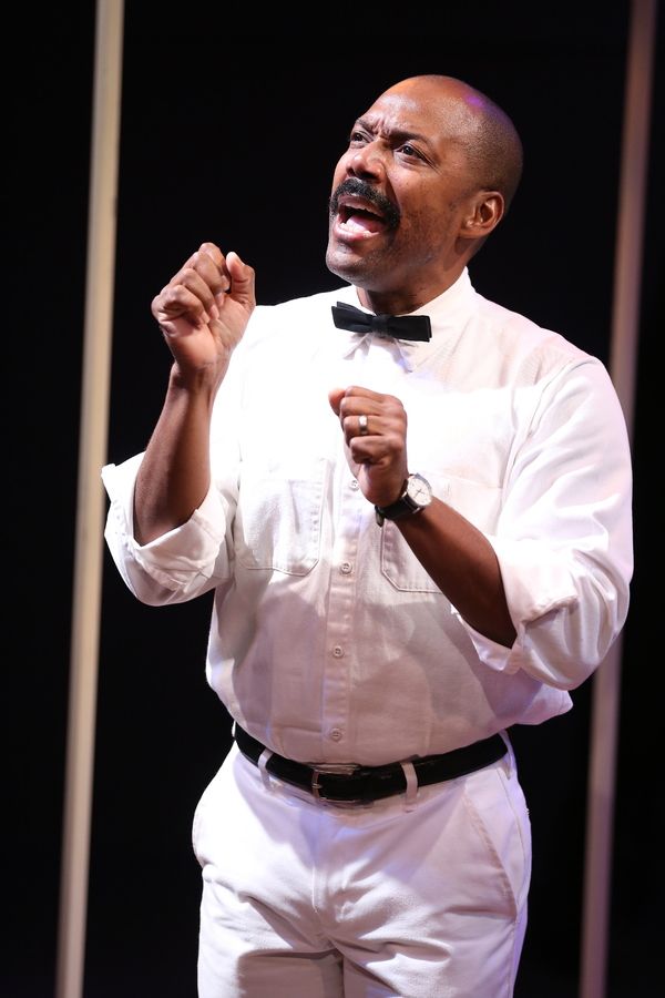 T. Oliver Reid Photo