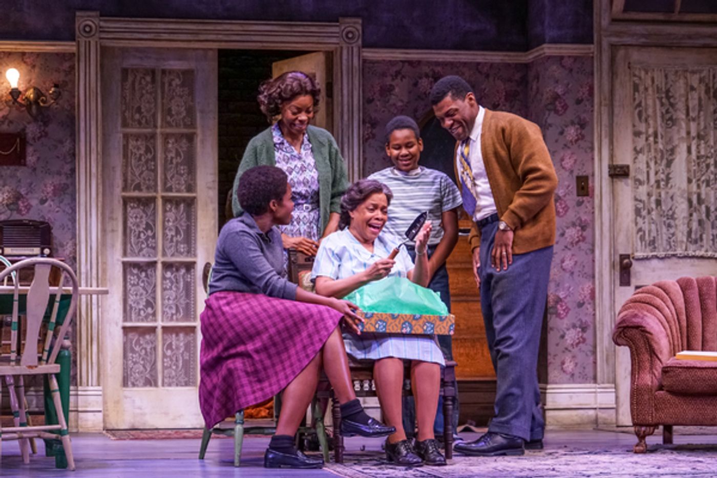 Photo Flash: Seattle Repertory Presents A RAISIN IN THE SUN Photo Flash: Seattle Repertory Presents A RAISIN IN THE SUN Image
