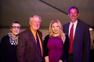 Robyn Goodman, Marvin Woodall, Megan Hilty and Alexander Fraser @ BroadwayWorld Robyn Goodman, Marvin Woodall, Megan Hilty and Alexander Fraser Photo