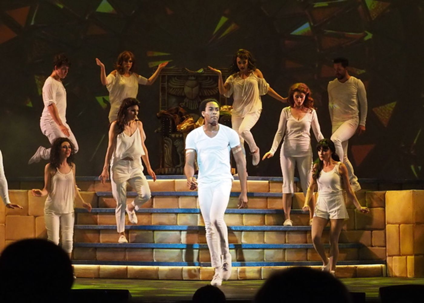 Photo Coverage: Curtain Call And Press Night Celebration Of 3-D Theatricals' JOSEPH AND THE AMAZING TECHNICOLOR DREAMCOAT  Image