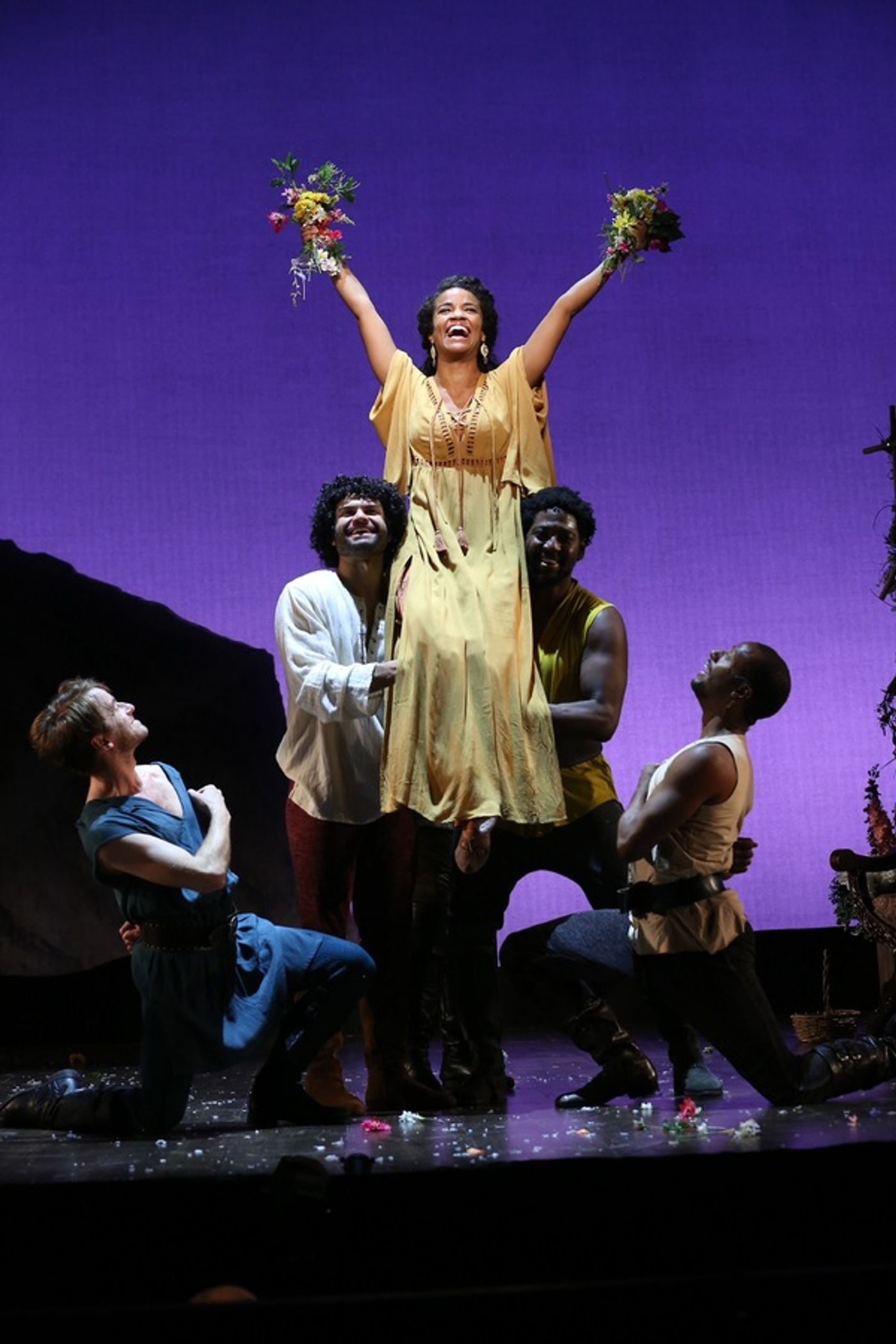 Photo Flash: First Look at Robert Sean Leonard in CAMELOT, Now Extended at Westport Country Playhouse Image