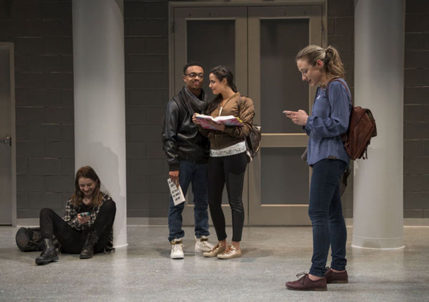 Photo Flash: First Look at Steppenwolf's THE BURIALS  Image