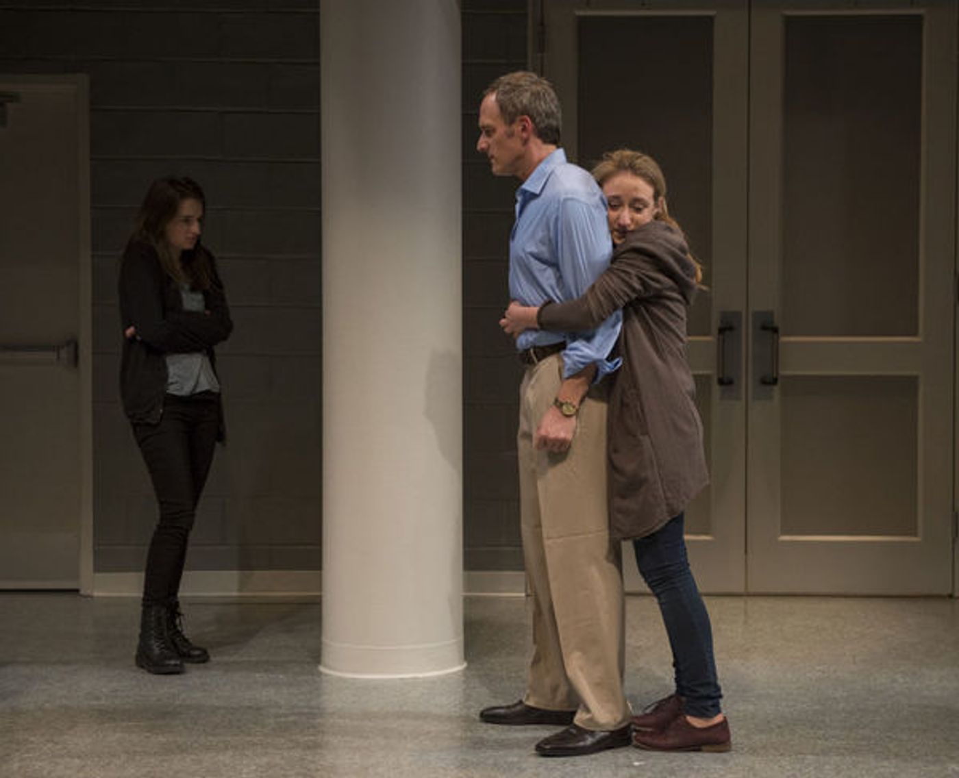 Photo Flash: First Look at Steppenwolf's THE BURIALS  Image