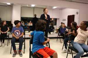 Benton Sheely and Company @ BroadwayWorld Benton Sheely and Company Photo