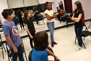 William Poon, Sean Reda, Presley Ryan, Kaci Walfall, Mia Sinclair Jeness @ BroadwayWorld William Poon, Sean Reda, Presley Ryan, Kaci Walfall, Mia Sinclair Jeness Photo