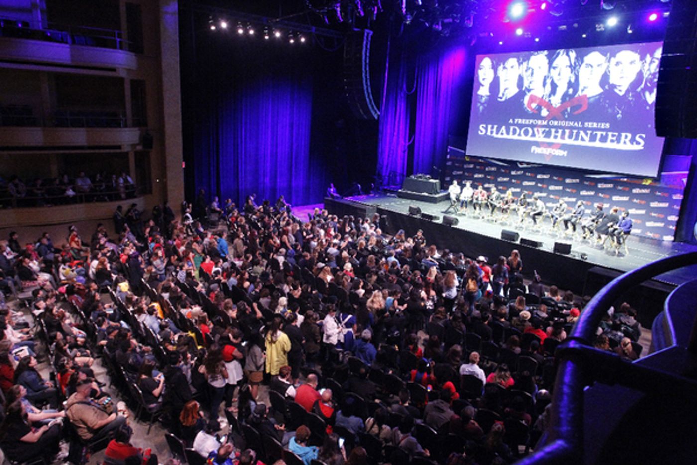 Photo Flash: Freeform's SHADOWHUNTERS Returns to New York Comic Con  Image