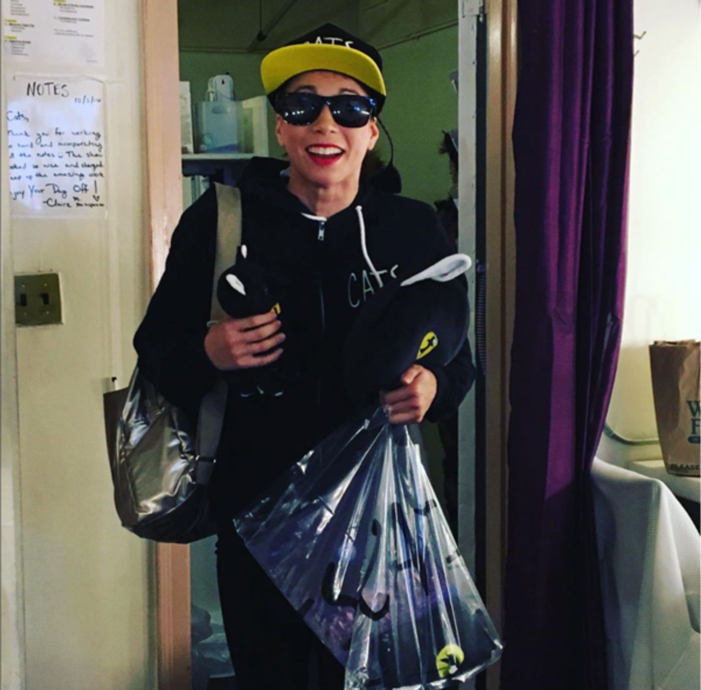 Photo Flash: The HAMILTON Cast Help Each Other Out, WICKED Monkeys Around, and More Saturday Intermission Pics! Photo Flash: The HAMILTON Cast Help Each Other Out, WICKED Monkeys Around, and More Saturday Intermission Pics! Image