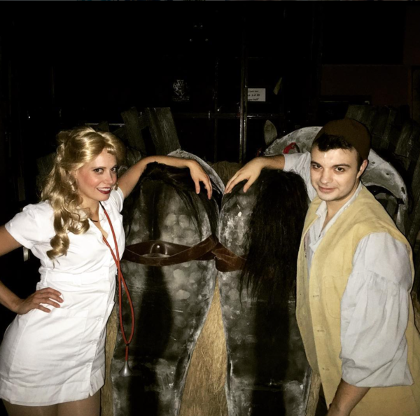 Photos: The HAMILTON Cast Help Each Other Out, WICKED Monkeys Around, and More Saturday Intermission Pics! — photo 6 of 10