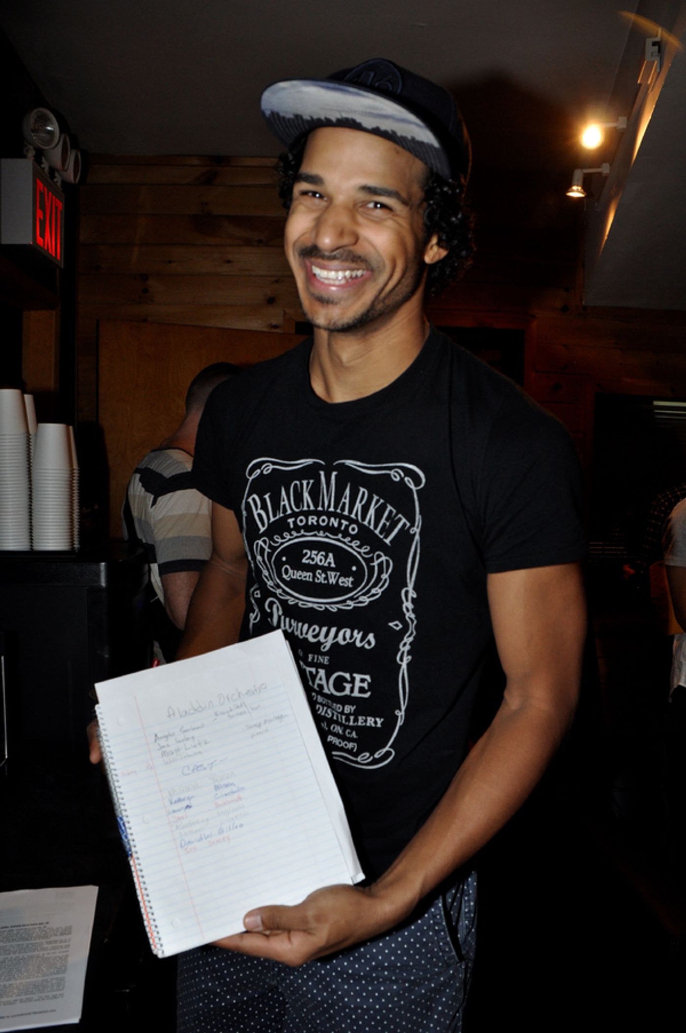 Exclusive Photo Coverage: ALADDIN Cast Get In the Holiday Spirit for Carols For A Cure  Image