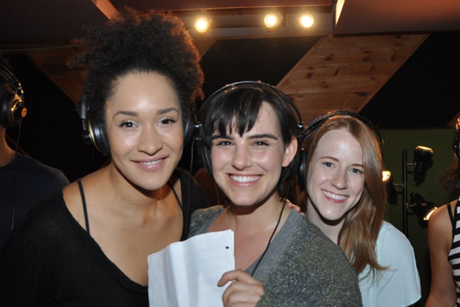 Exclusive Photo Coverage: Jessie Mueller & the Cast of WAITRESS Feel the Love for Carols For A Cure Image