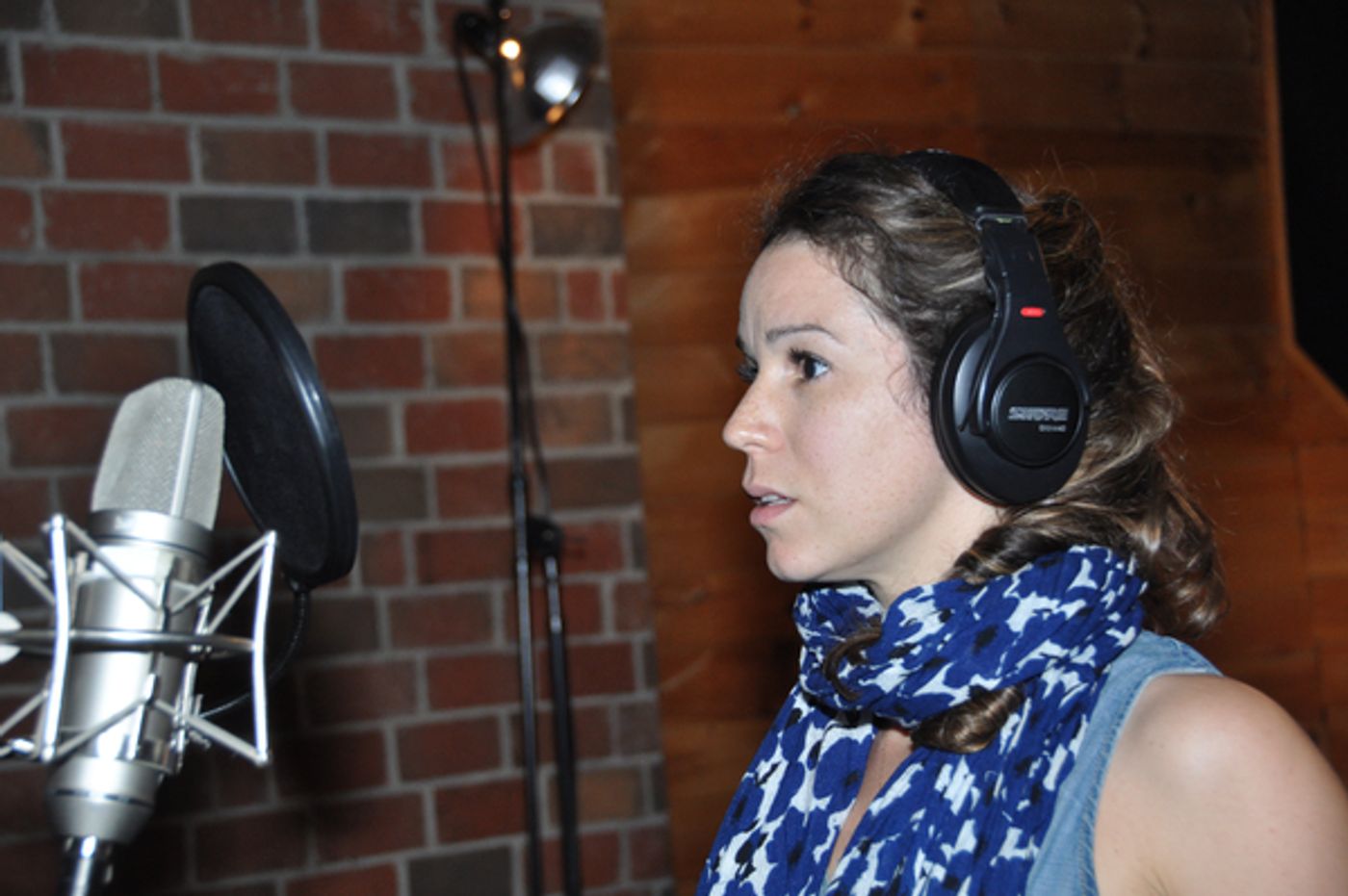 Exclusive Photo Coverage: Chilina Kennedy & Cast of BEAUTIFUL Celebrate The Season with Carols for a Cure  Image