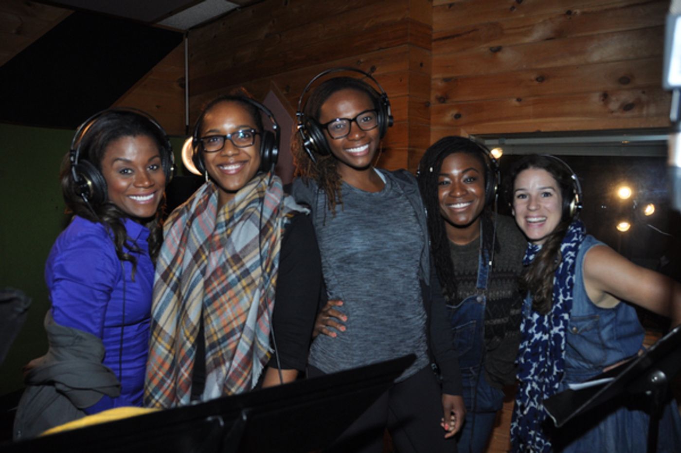 Exclusive Photo Coverage: Chilina Kennedy & Cast of BEAUTIFUL Celebrate The Season with Carols for a Cure  Image