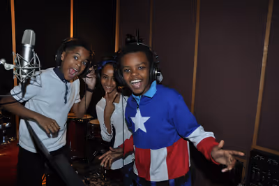 Cayen Martin, Mehret Marsh and Tre' Jones Photo