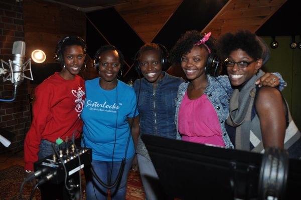 India Bolds, Tshidi Manye, Nteliseng Nkhela, Cherneecia Muhammad and Kimberly Marable Photo