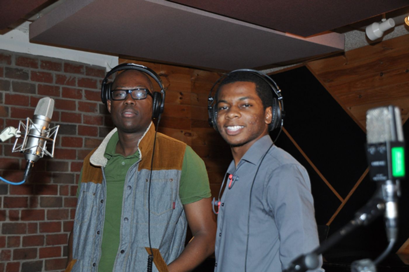 Exclusive Photo Coverage: THE LION KING Cast Records for Carols For A Cure  Image