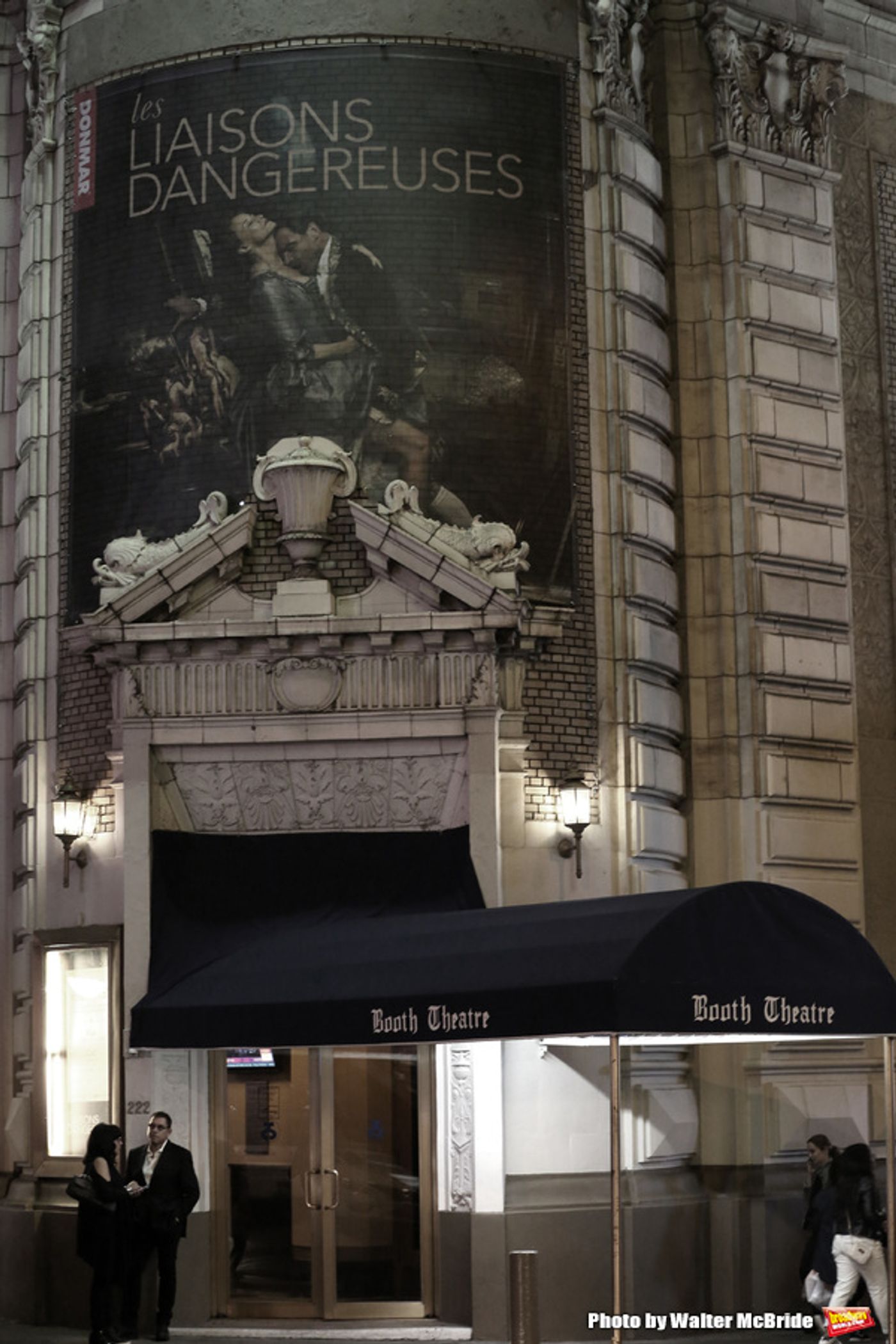 Photo Coverage: LES LIAISONS DANGEREUSES Cast Take First Preview Bows on Broadway  Image