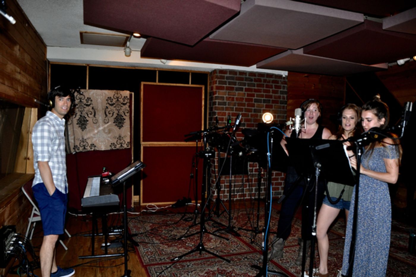 Exclusive Photo Coverage: Cast of WICKED Harmonizes for Carols For A Cure Exclusive Photo Coverage: Cast of WICKED Harmonizes for Carols For A Cure Image