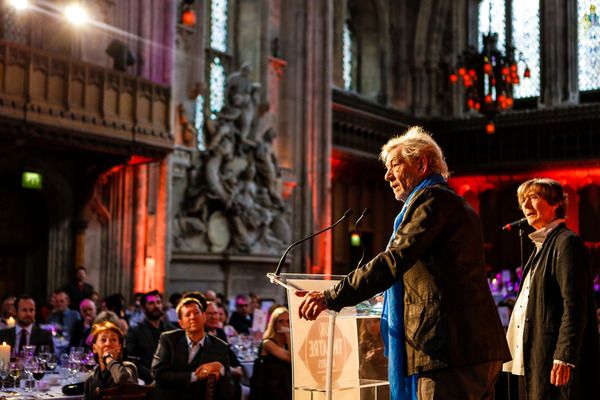Photo Flash: Ian McKellen, Eileen Atkins & Vanessa Redgrave at UK Theatre Awards  Image